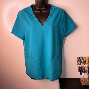 Teal FIGS technical collection short sleeve scrub top and bottom size M